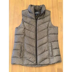 Lands End Womens Puffer Vest Gray M T 10 12 Quilted Full Zip Insulated Warm